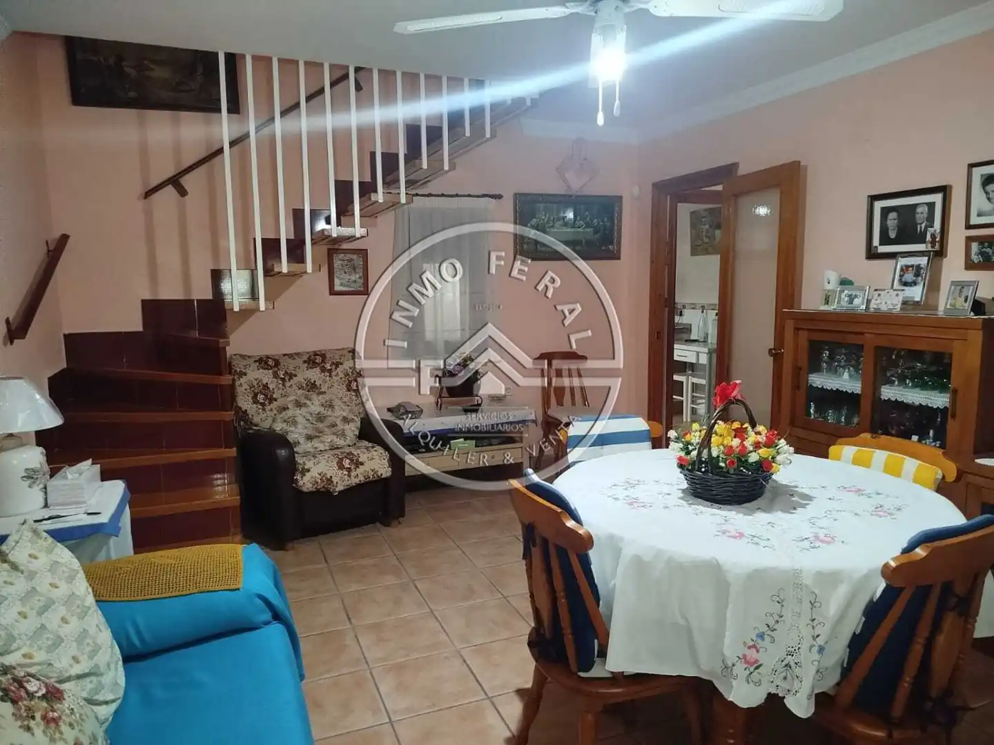Sala d'estar de Casa o xalet en venda en Écija amb Aire condicionat, Calefacció i Terrassa