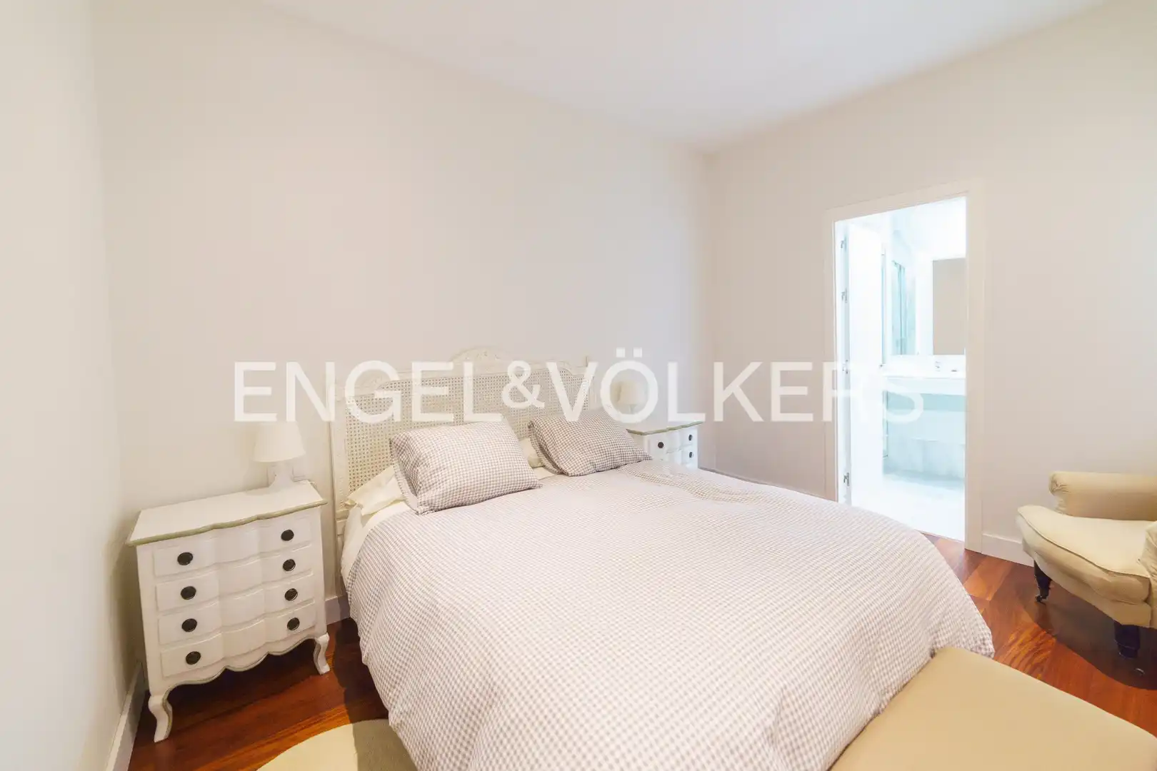Schlafzimmer von Wohnung zum Verkauf in Cádiz mit Heizung und Balkon