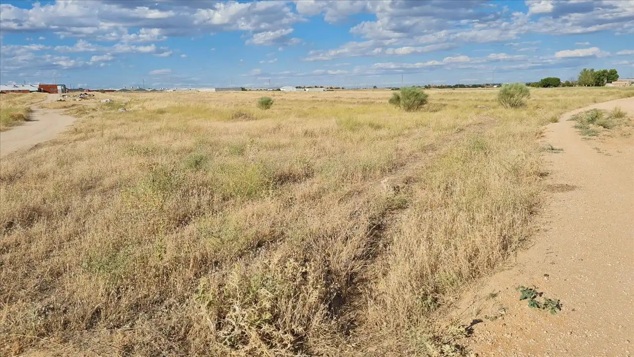 Industrial land for sale in Torrejón de la Calzada