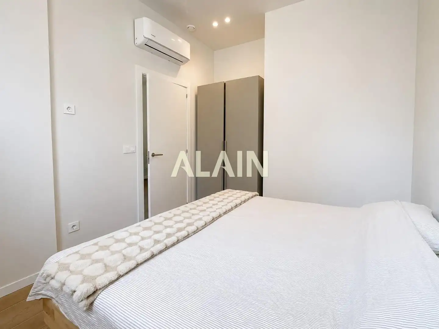 Habitación de Piso en venta en Valencia