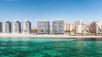 Außenansicht von Wohnungen zum verkauf in La Manga del Mar Menor mit Terrasse, Abstellraum und Gemeinschaftspool