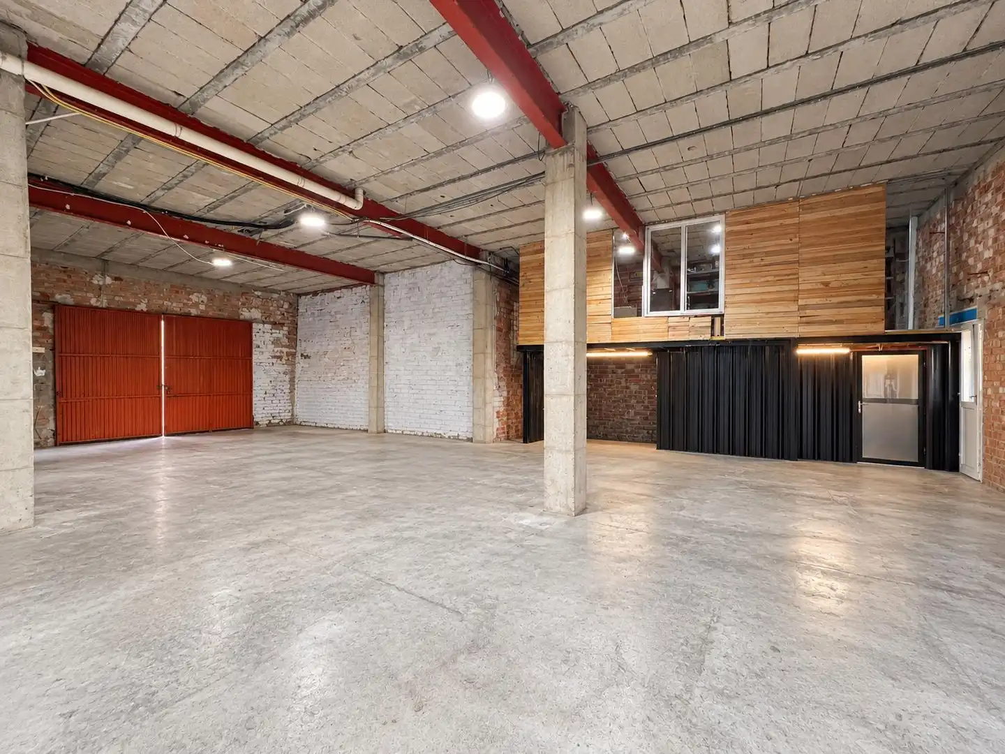 Local comercial en venta en COMUNERO JUAN BRAVO 3