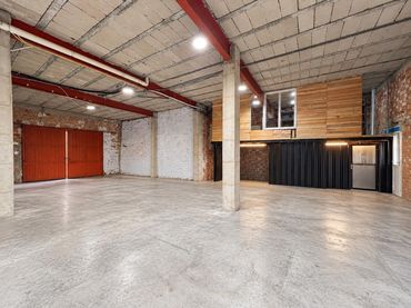 Local comercial en venta en COMUNERO JUAN BRAVO 3
