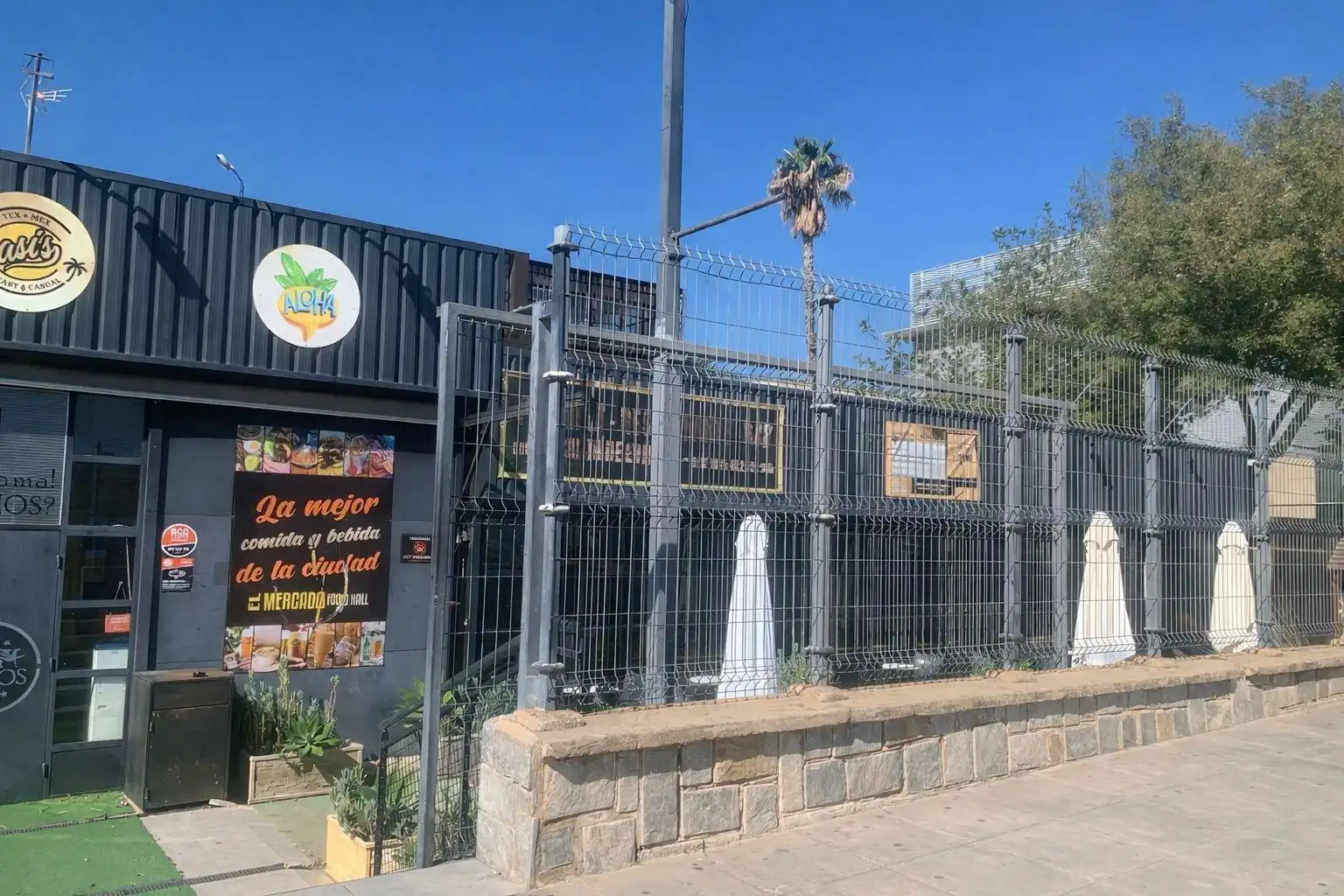 Local comercial en traspaso en La Algoda - Matola - Llano de San José