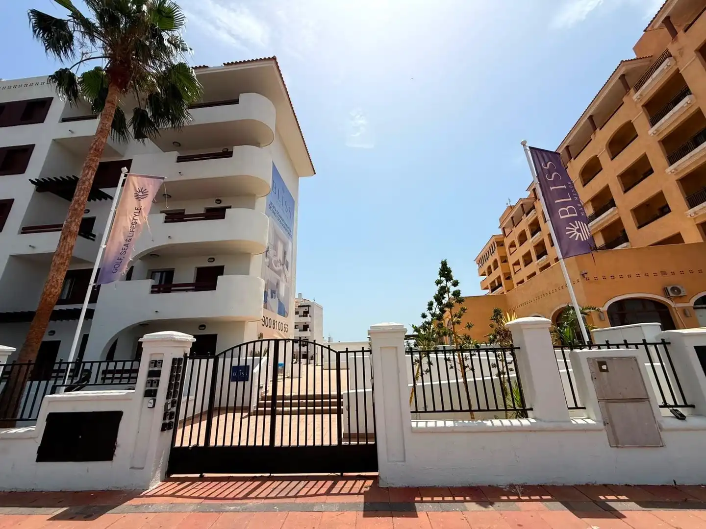 Außenansicht von Wohnung zur Miete in Los Alcázares mit Klimaanlage, Terrasse und Gemeinschaftspool