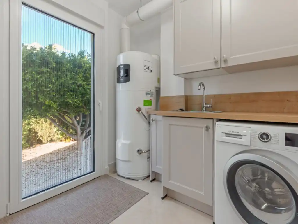 Kitchen of Houses for sale in El Campello  with Air Conditioner, Private garden and Swimming Pool