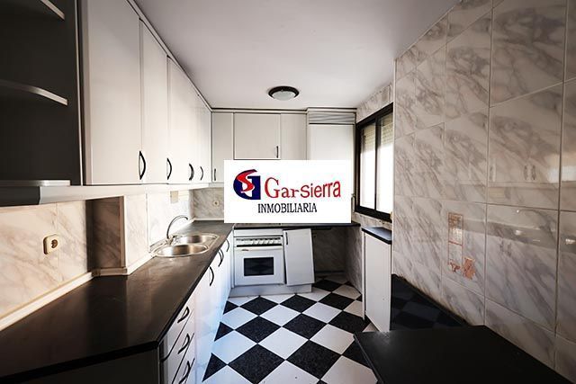 Cocina de Piso en venta en Alcorcón con Calefacción