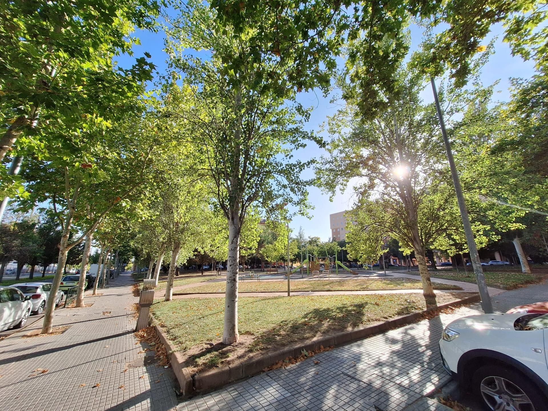 Vista exterior de Garatge en venda en Badajoz Capital