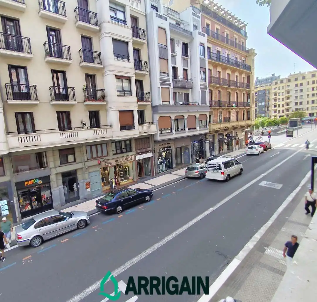 Exterior view of Office for rent in Donostia - San Sebastián   with Air Conditioner and Heating