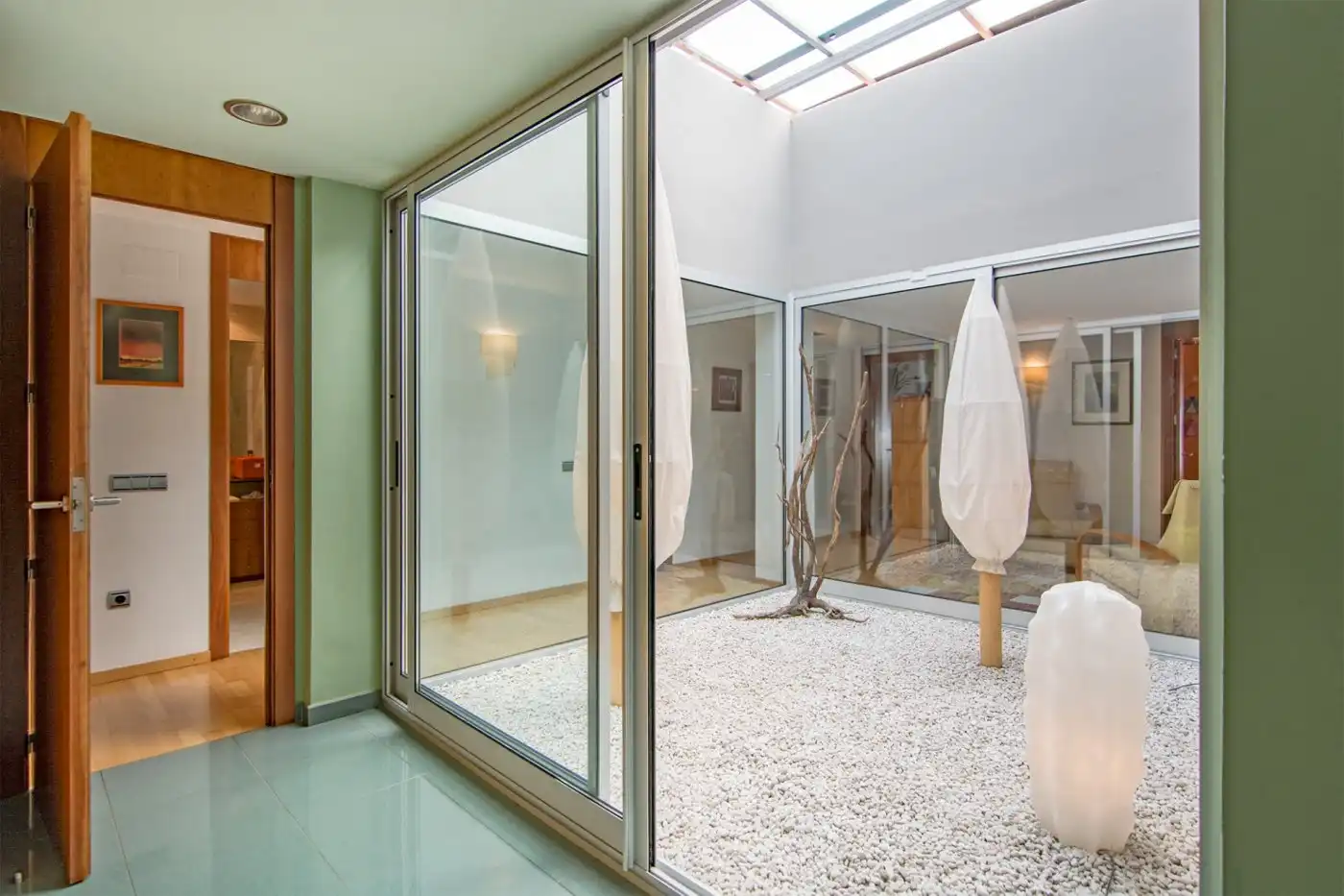 Houses for sale in Calle COMPOSITOR JOAQUIM SERRA, 3, Eixample - Horta Capallera