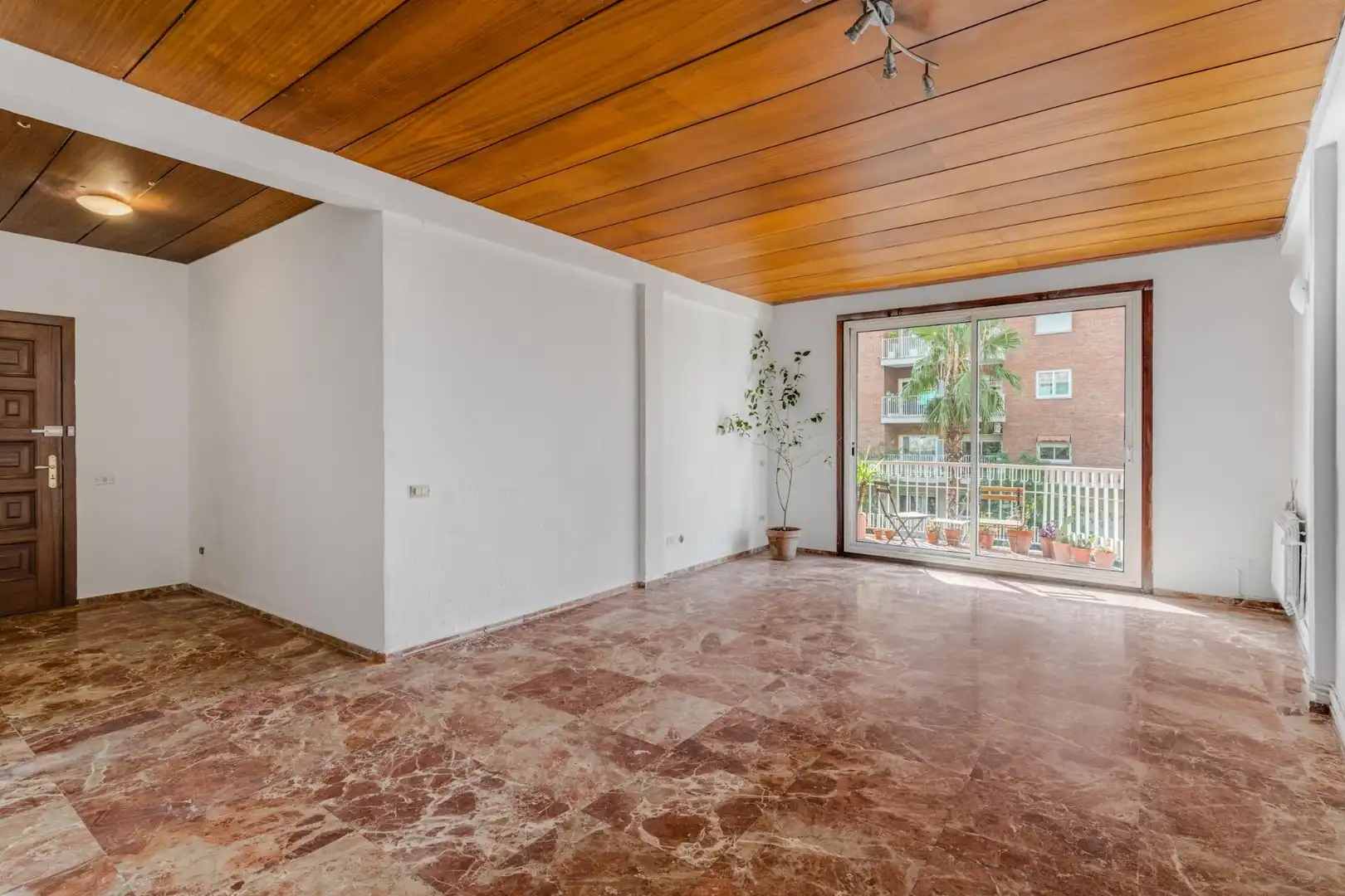 Living room of Flat for sale in Barcelona  with Heating, Terrace and Balcony