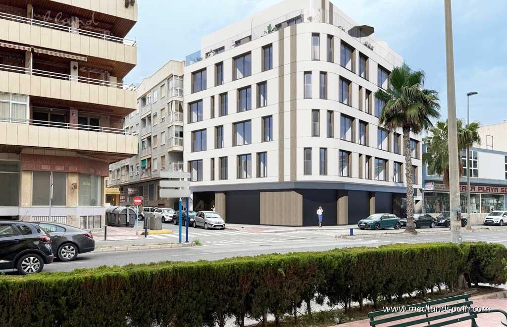 Vista exterior de Apartament en venda en Torrevieja amb Terrassa i Piscina comunitària