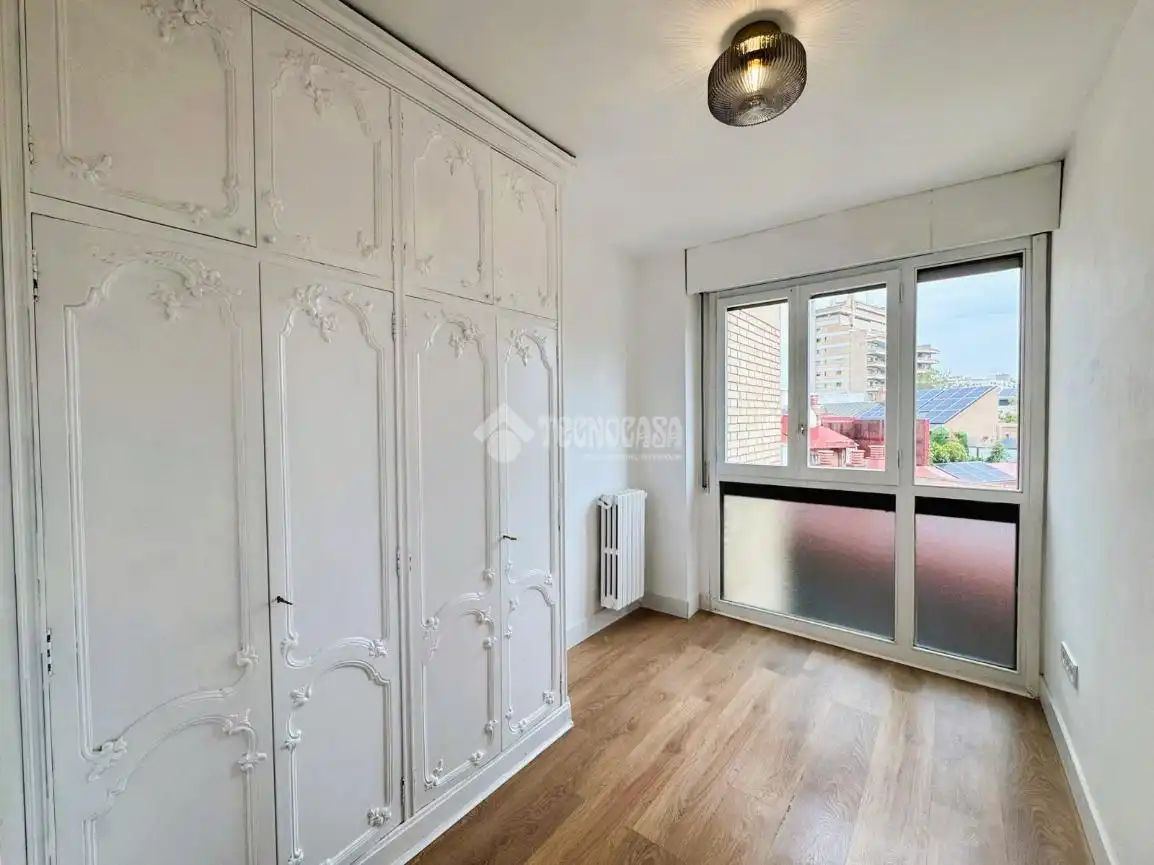 Flat to rent in PASEO RUISEÑORES, imagen 5