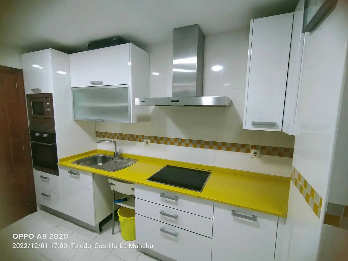 Cocina de Piso de alquiler en Toledo con Aire acondicionado, Calefacción y Jardín privado