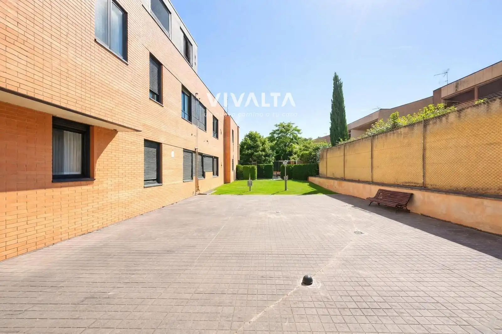 Vista exterior de Àtic de lloguer en Valdemoro amb Aire condicionat, Calefacció i Terrassa