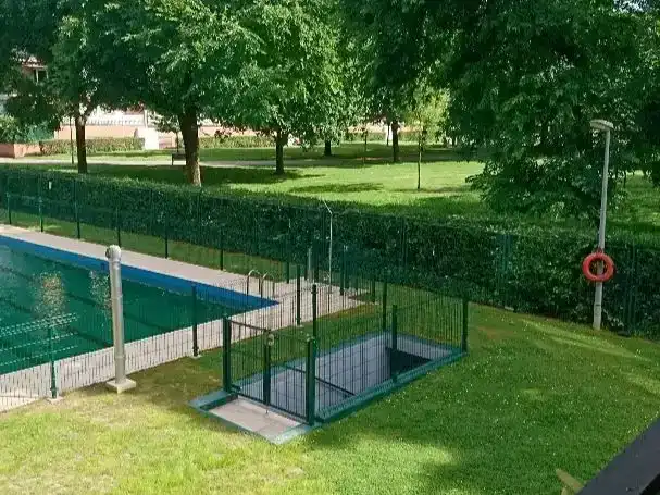 Piscina de Piso en venta en Leioa con Piscina y Balcón