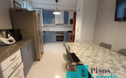 Küche von Wohnung zum verkauf in Bárcena de Cicero mit Heizung, Terrasse und Möbliert