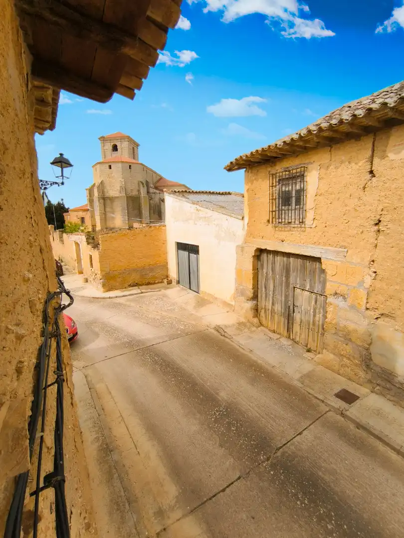 Vista exterior de Casa o xalet en venda en Pedraza de Campos amb Calefacció, Jardí privat i Traster