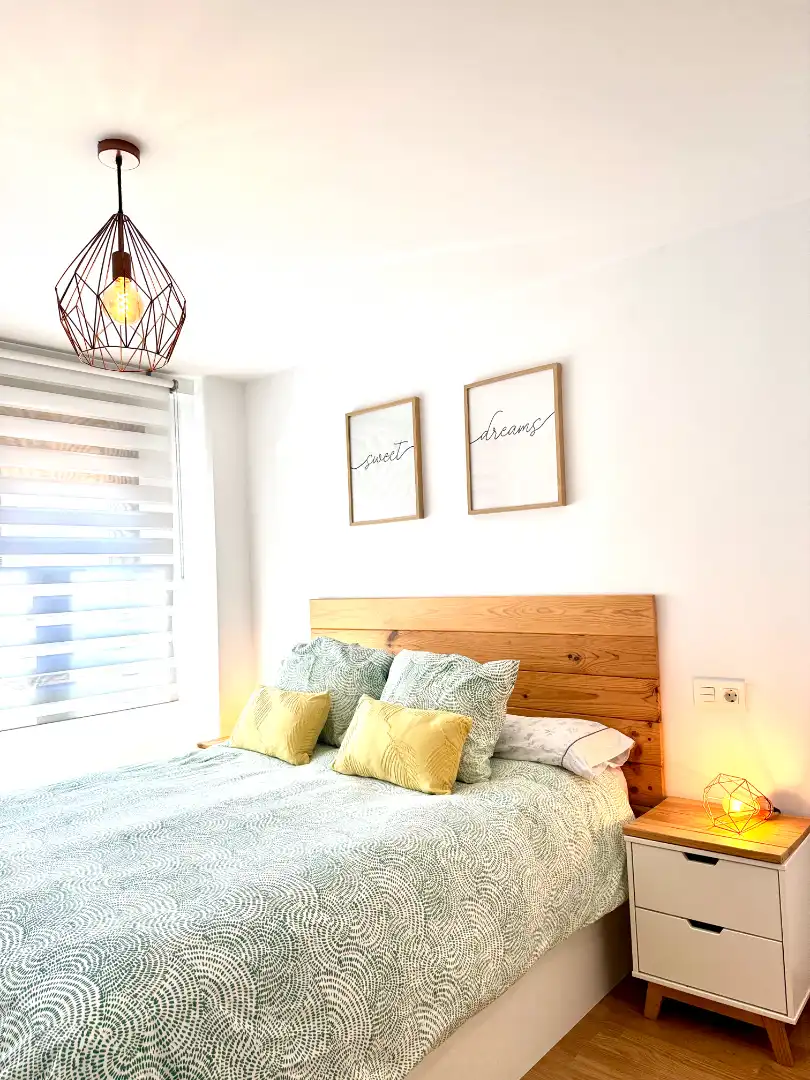 Habitación de Piso en venta en Gijón  con Calefacción, Parquet y Horno