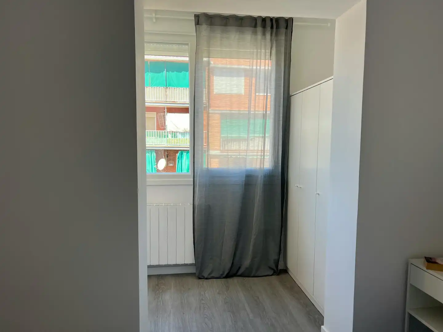 Schlafzimmer von Wohnung zur Miete in Madrid mit Heizung, Möbliert und Waschmaschine