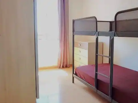 Flat for rent in Avenida Hermanos Machado, 87, Torrefiel