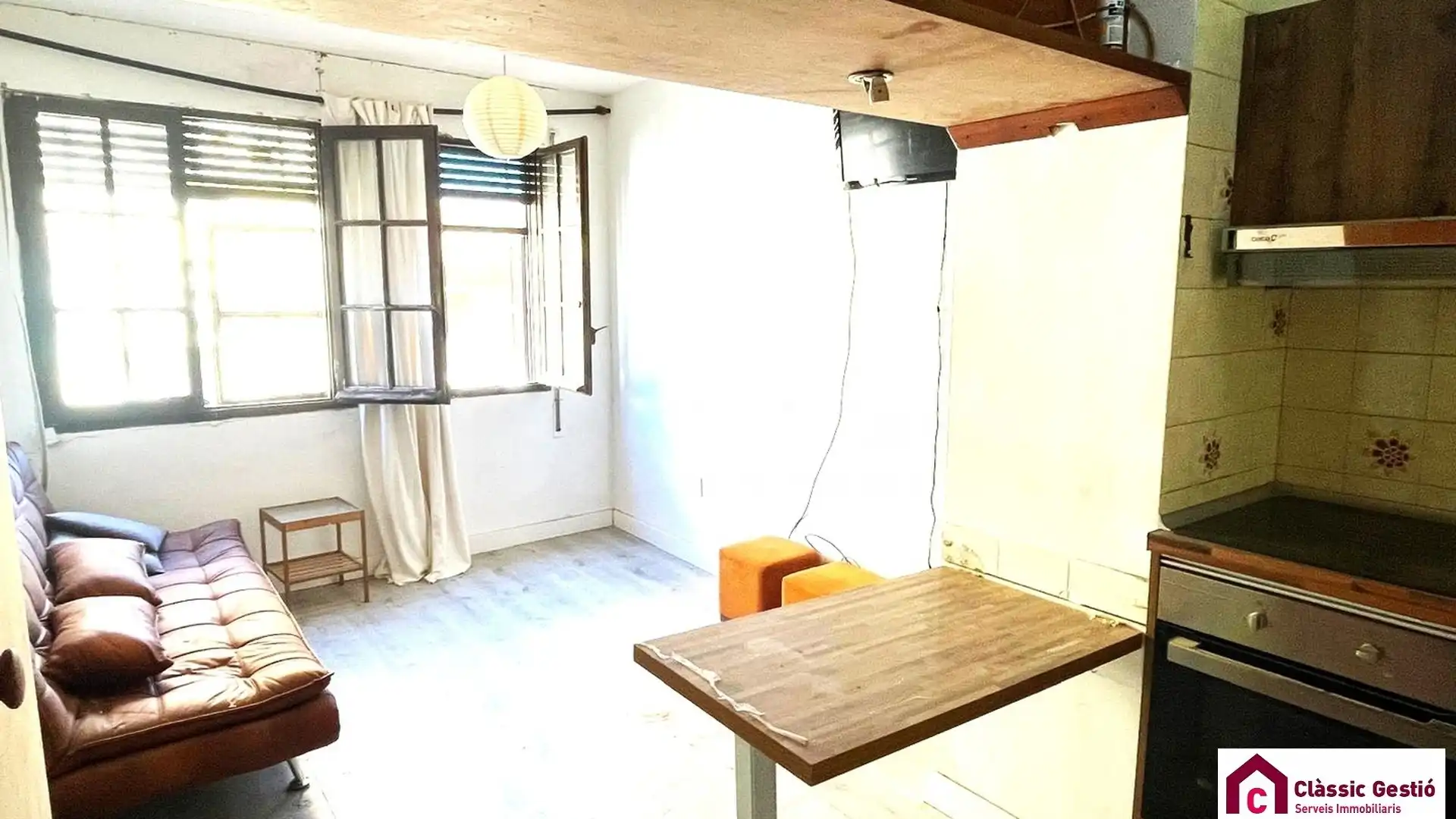 Kitchen of Lofts for sale in Casc Antic