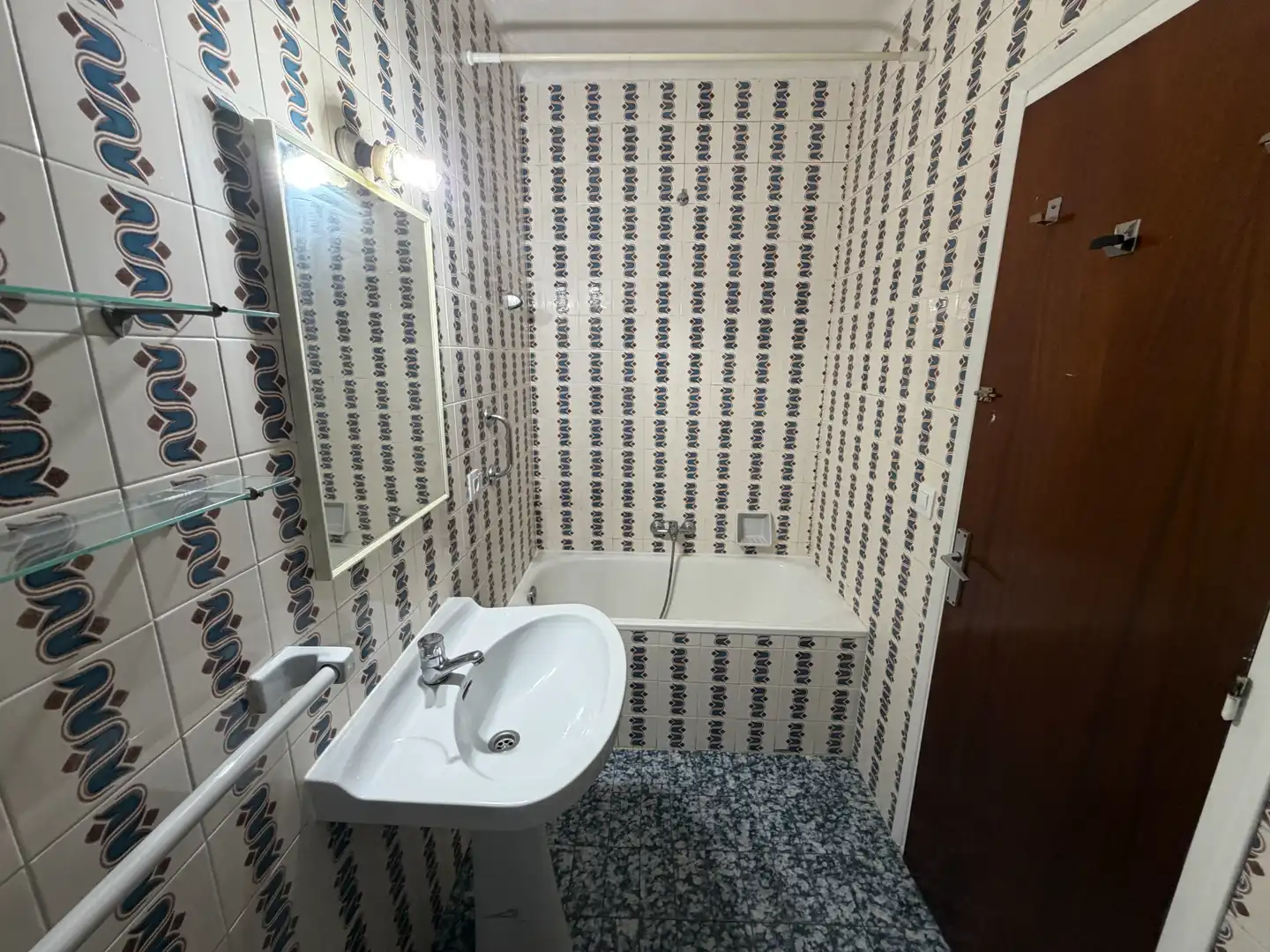 Baño de Piso en venta en Girona con Aire acondicionado y Calefacción