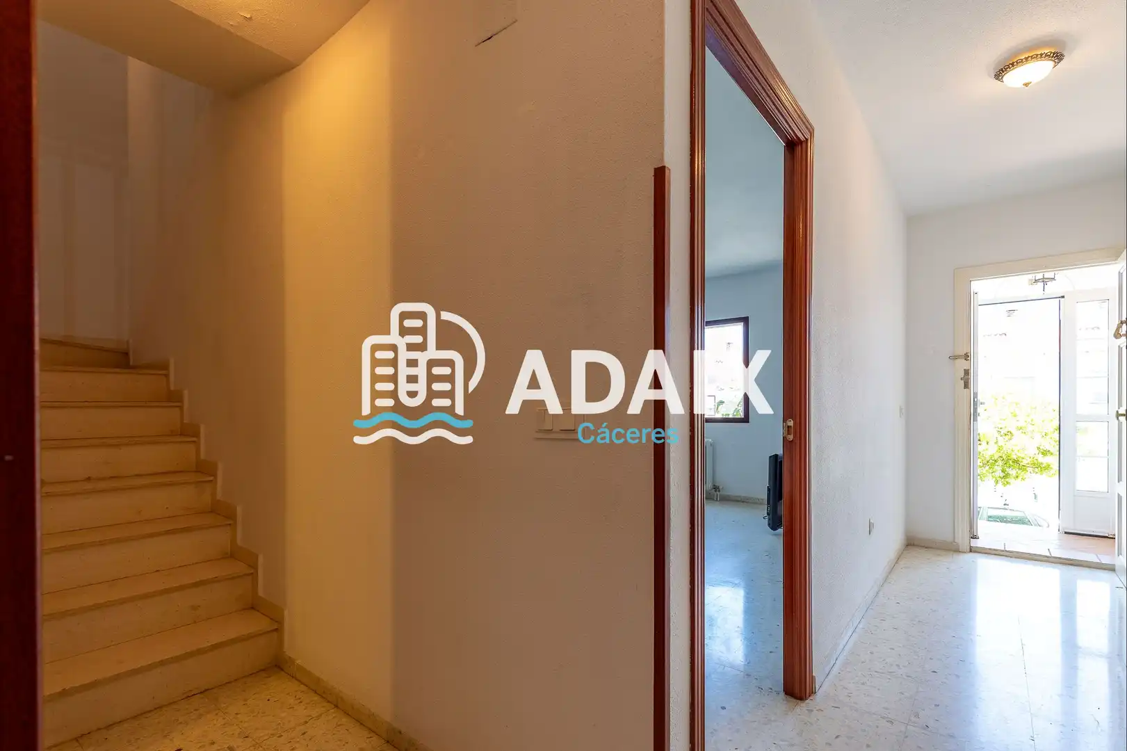 Houses for sale in Cáceres  with Air Conditioner, Heating and Terrace