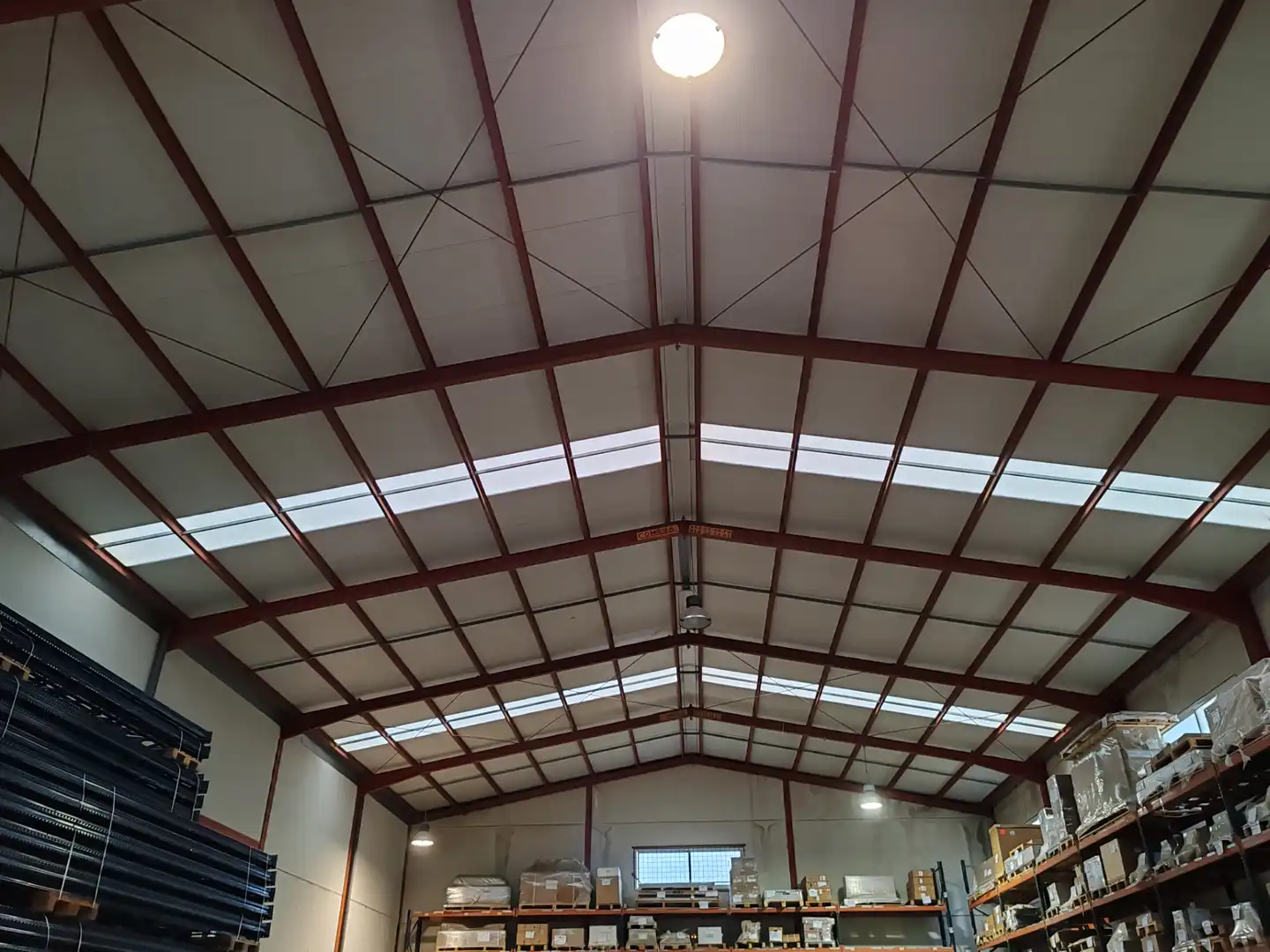 Nave industrial en alquiler en Alcalá del Río, imagen 4