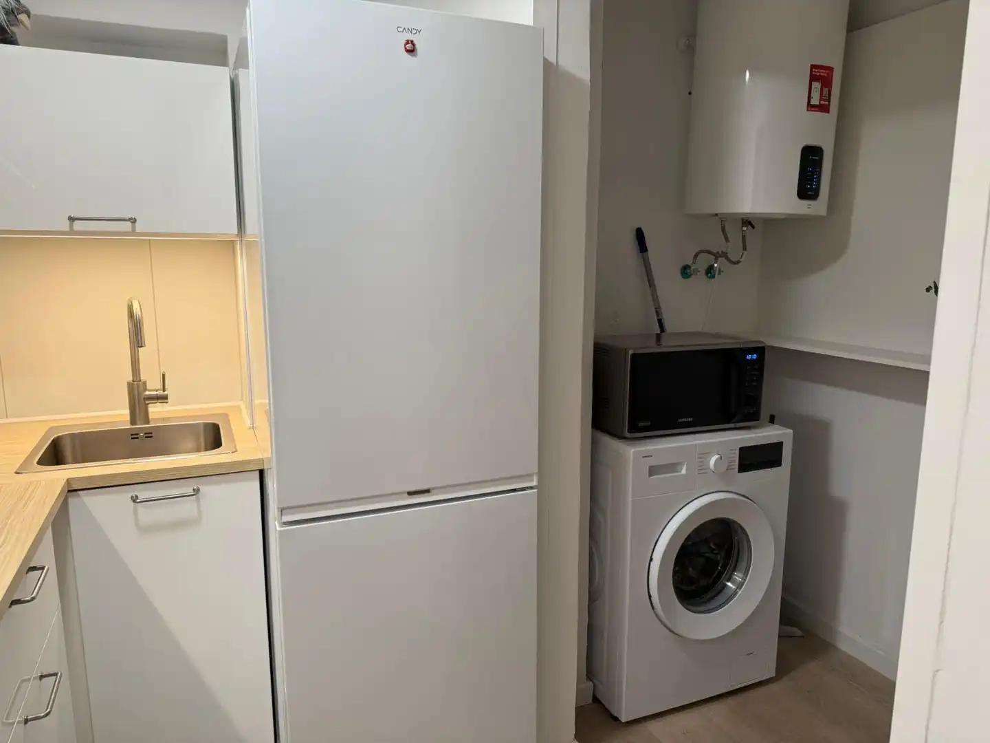Flat with pool for sale in Calle Calle Dinamarca, imagen 5