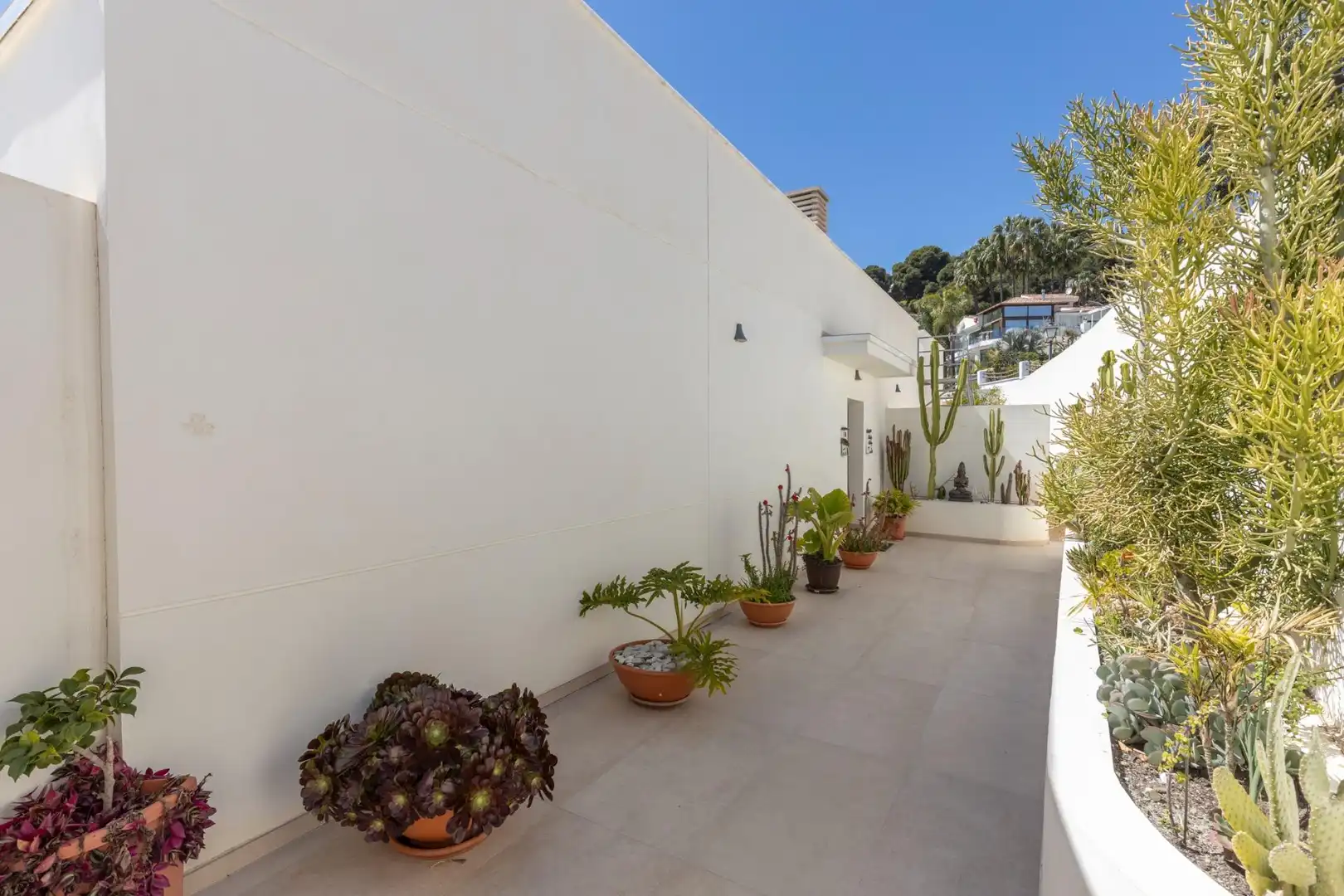 Terrassa de Casa o xalet en venda en Salobreña amb Aire condicionat, Jardí privat i Piscina
