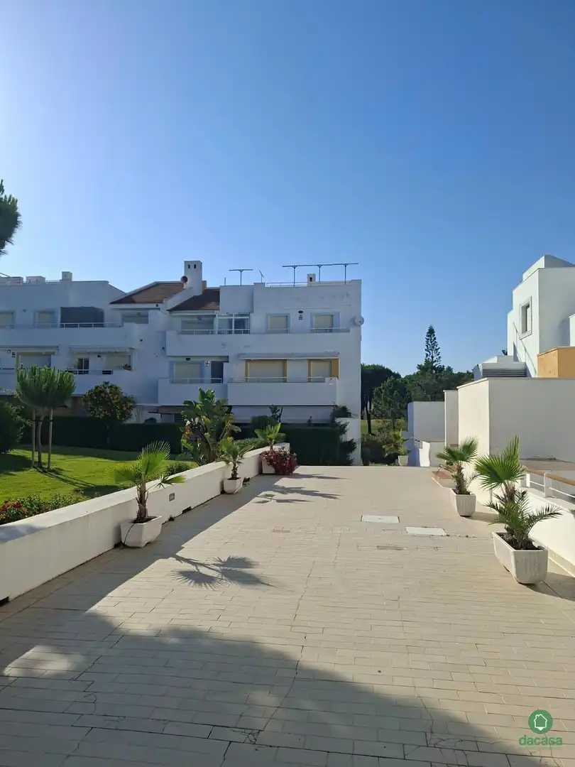 Vista exterior de Casa adosada de alquiler en Islantilla con Aire acondicionado, Piscina y Amueblado