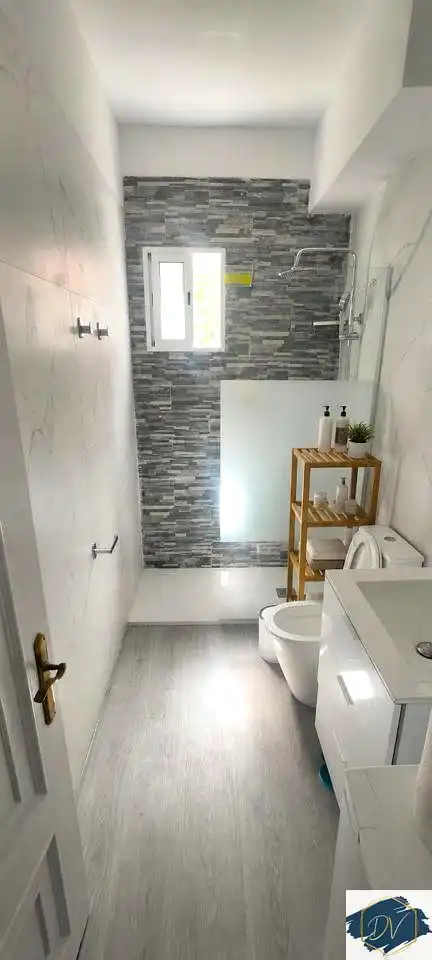 Badezimmer von Wohnung zur untervermieten in Santa Cruz de Tenerife mit Möbliert