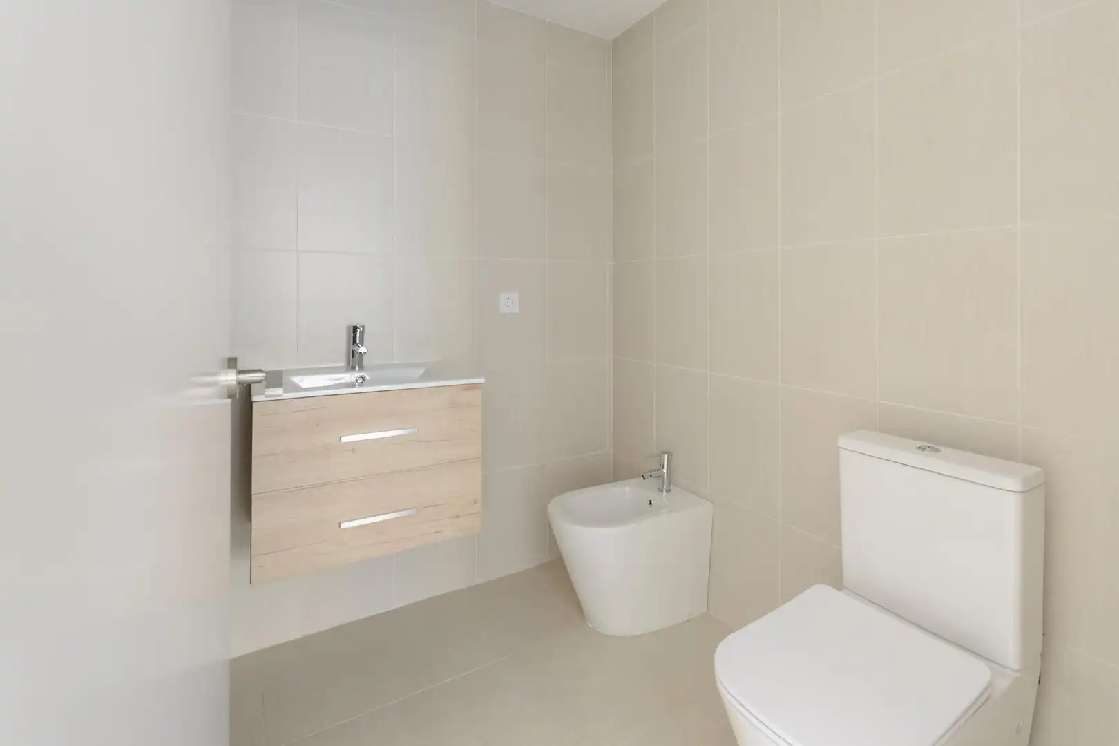 Bathroom of Flat for sale in Gandia  with Terrace and Balcony