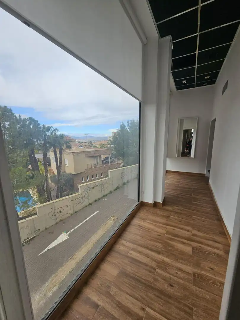 Vista exterior de Local en venta en Molina de Segura