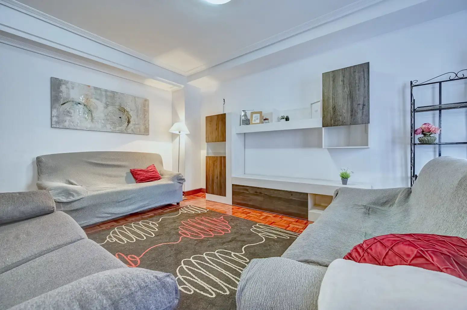 Sala de estar de Ático en venta en  Pamplona / Iruña con Calefacción, Parquet y Balcón