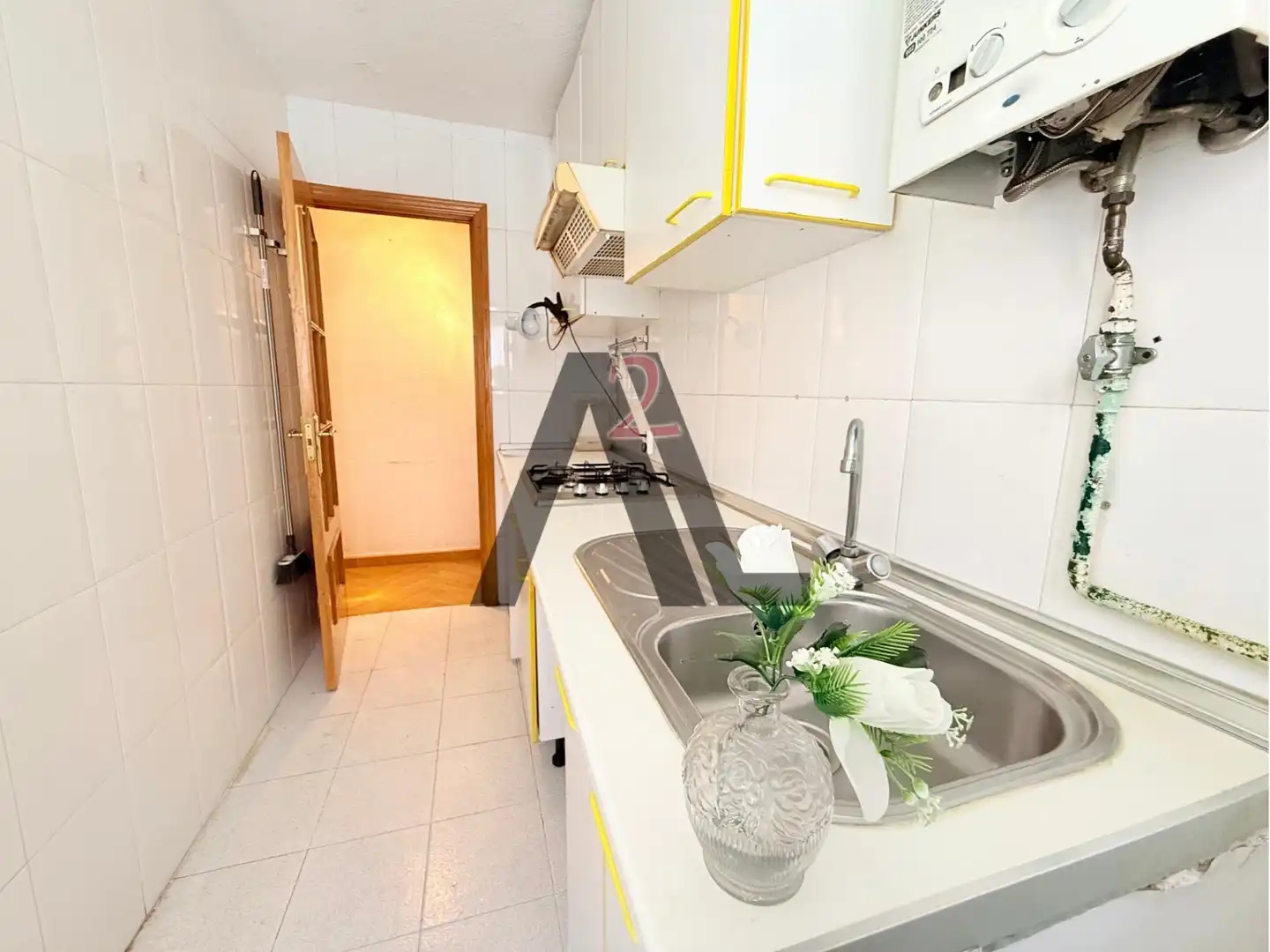 Kitchen of Flat for sale in Madrid  with Air Conditioner and Balcony