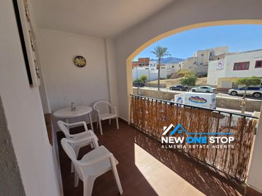 Apartamento con balcón en venta en Turre