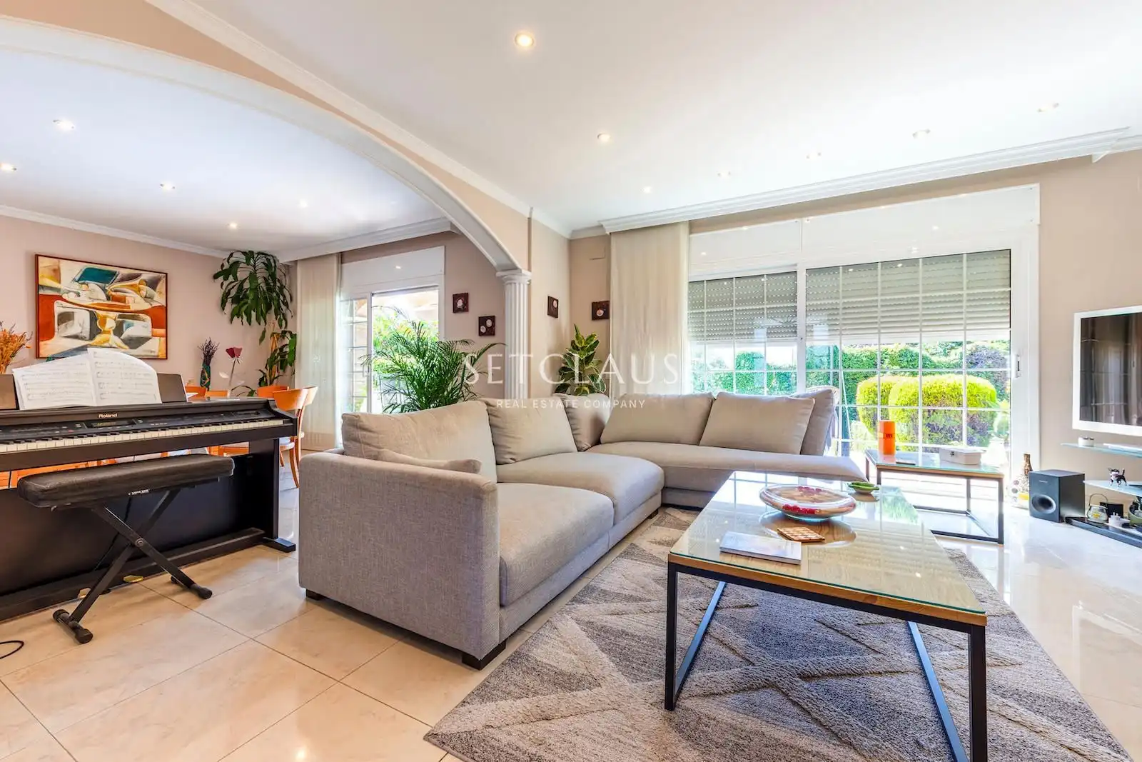 Sala d'estar de Casa o xalet en venda en Premià de Dalt amb Calefacció, Jardí privat i Terrassa