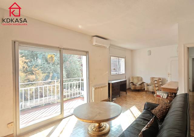 Piso en Venta en Calle de Marbella, 42 en Mirasierra