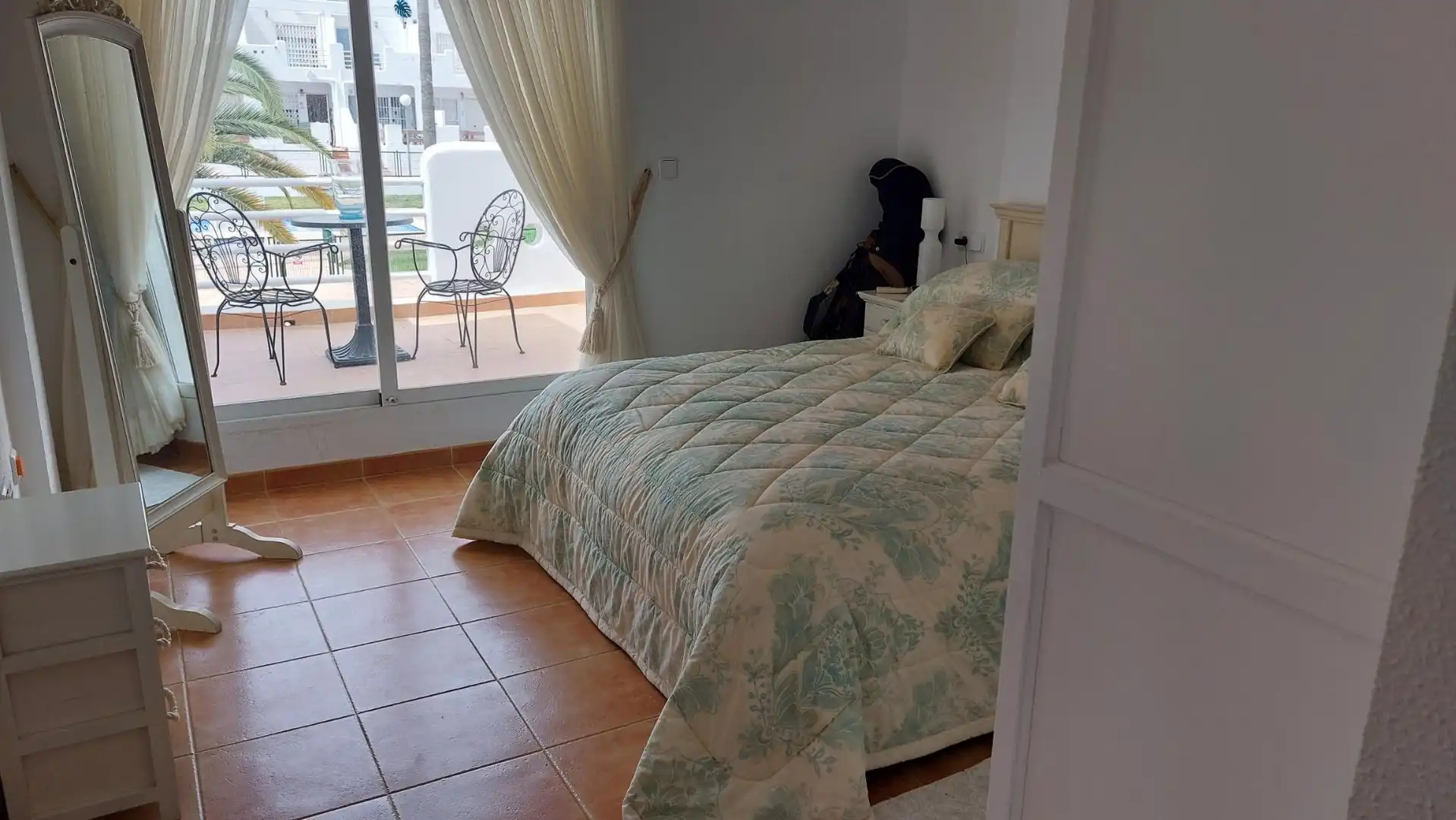 Habitación de Casa o chalet en venta en Cuevas del Almanzora con Aire acondicionado, Calefacción y Jardín privado
