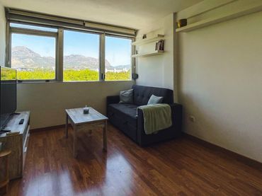 Appartement compact avec ascenseur à vendre à Levante Alto