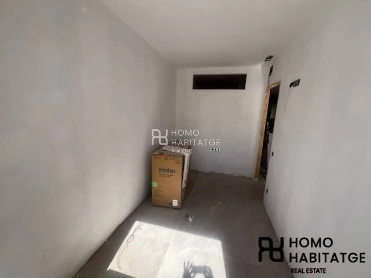 Houses for sale in Sabadell  with Air Conditioner, Heating and Alarm