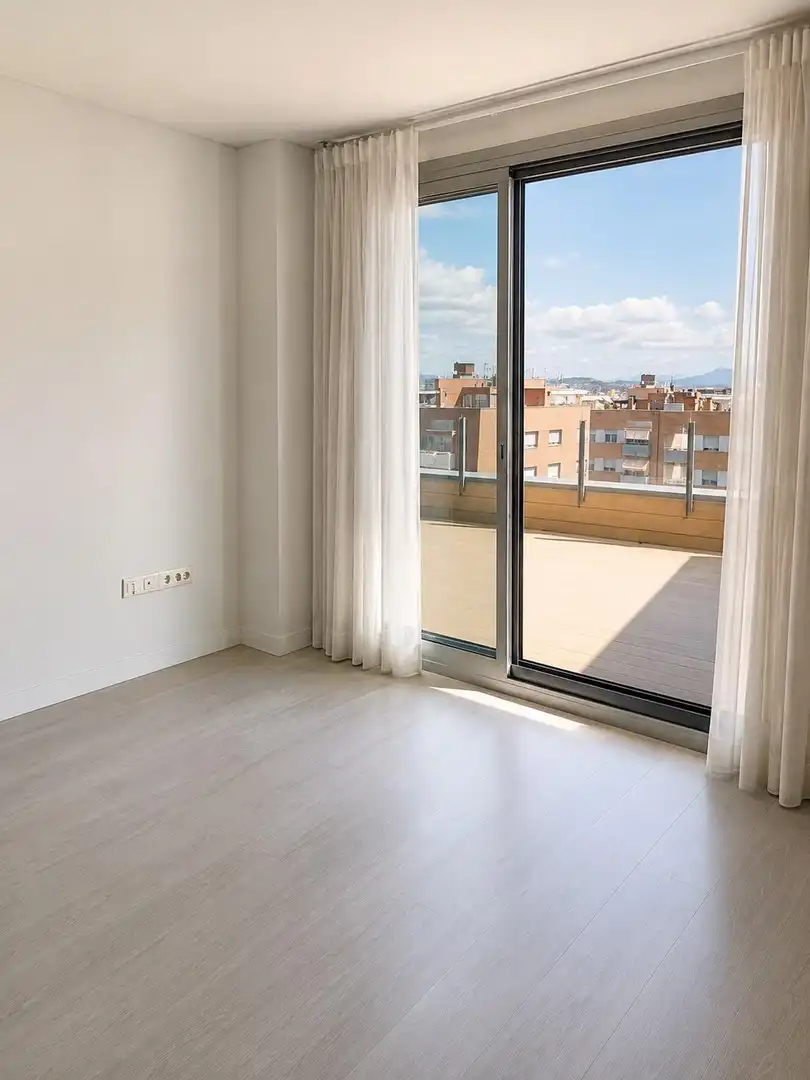 Bedroom of Attic for rent in Badalona  with Air Conditioner, Heating and Parquet flooring