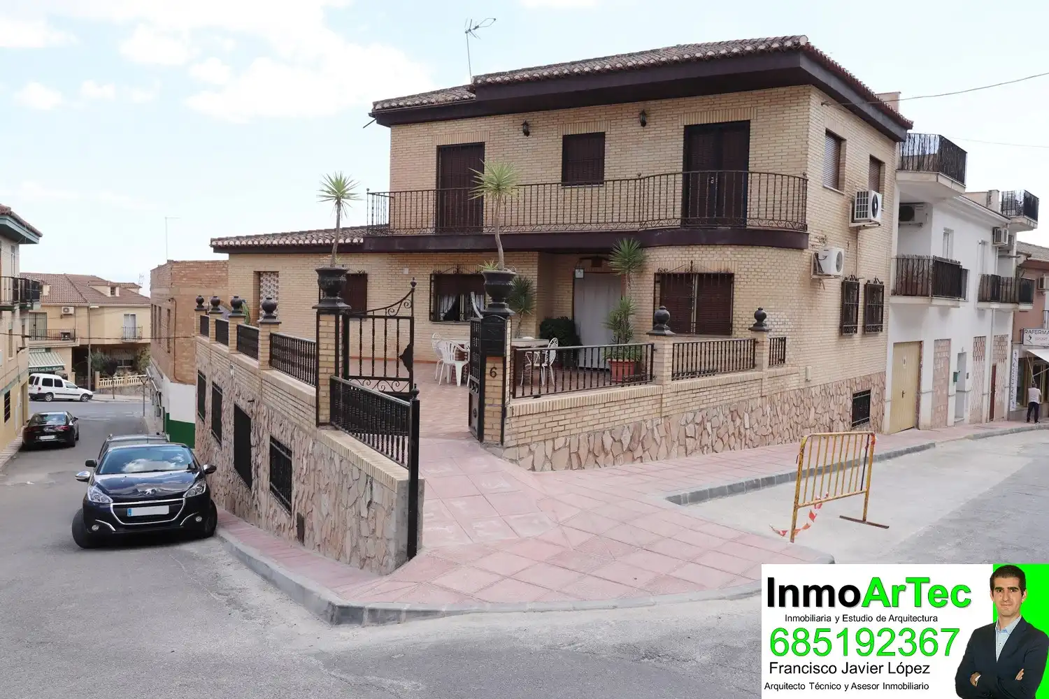 Vista exterior de Casa o chalet en venta en Íllora con Aire acondicionado, Trastero y Amueblado