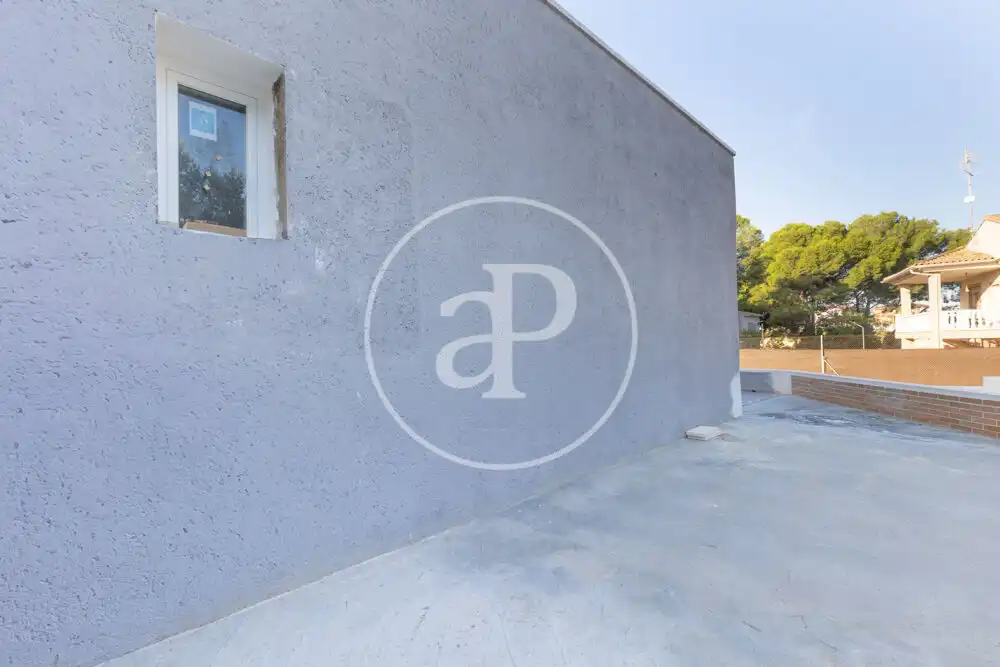 Casa aparellada amb terrassa en venda a Godelleta, imagen 32
