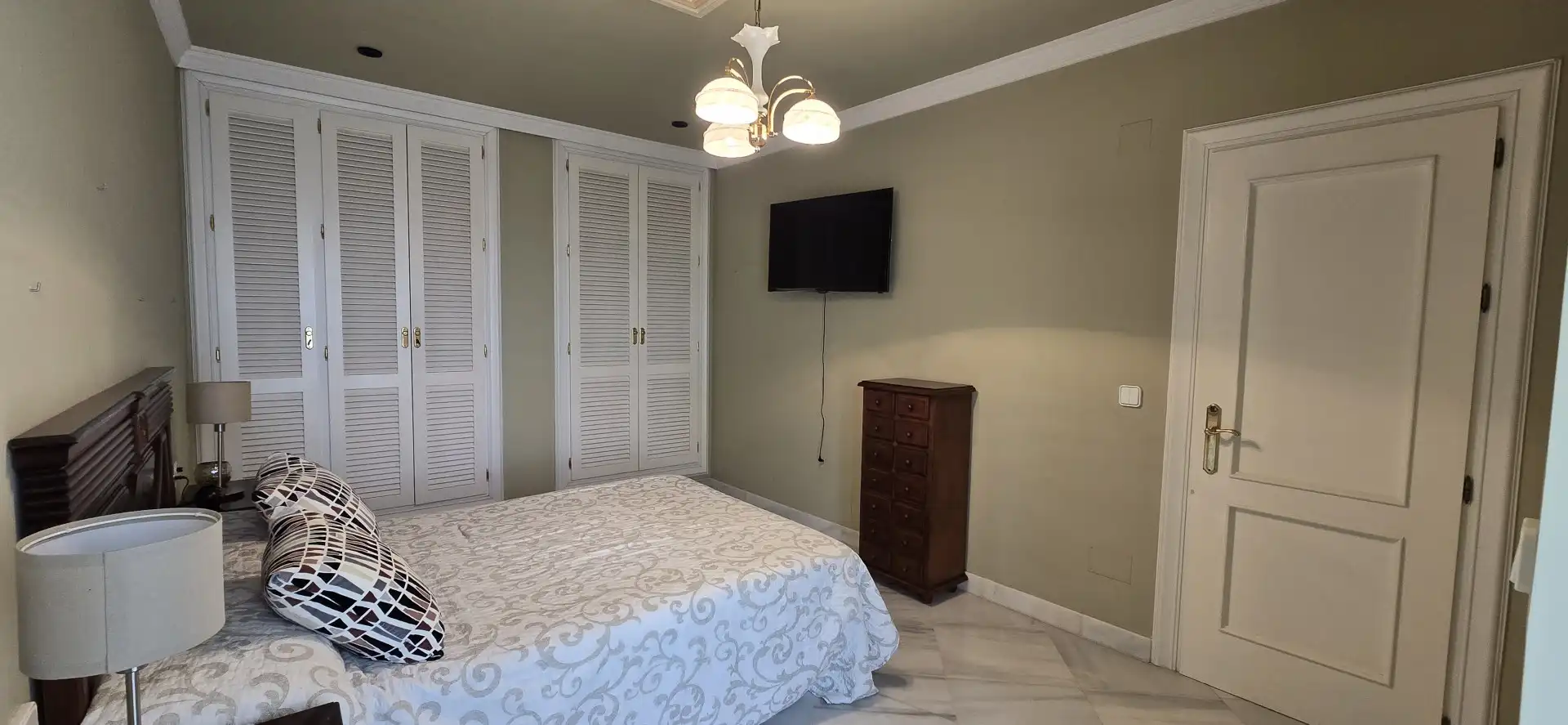 Habitación de Apartamento en venta en Torremolinos con Aire acondicionado, Calefacción y Terraza