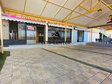 Local comercial en venda a Los Cristianos