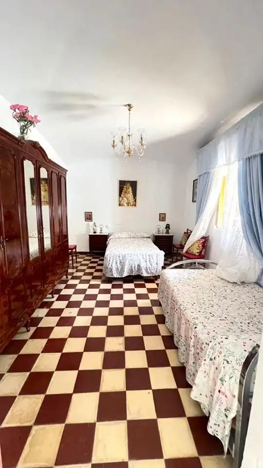 Dormitori de Casa o xalet en venda en Valverde de Leganés amb Terrassa