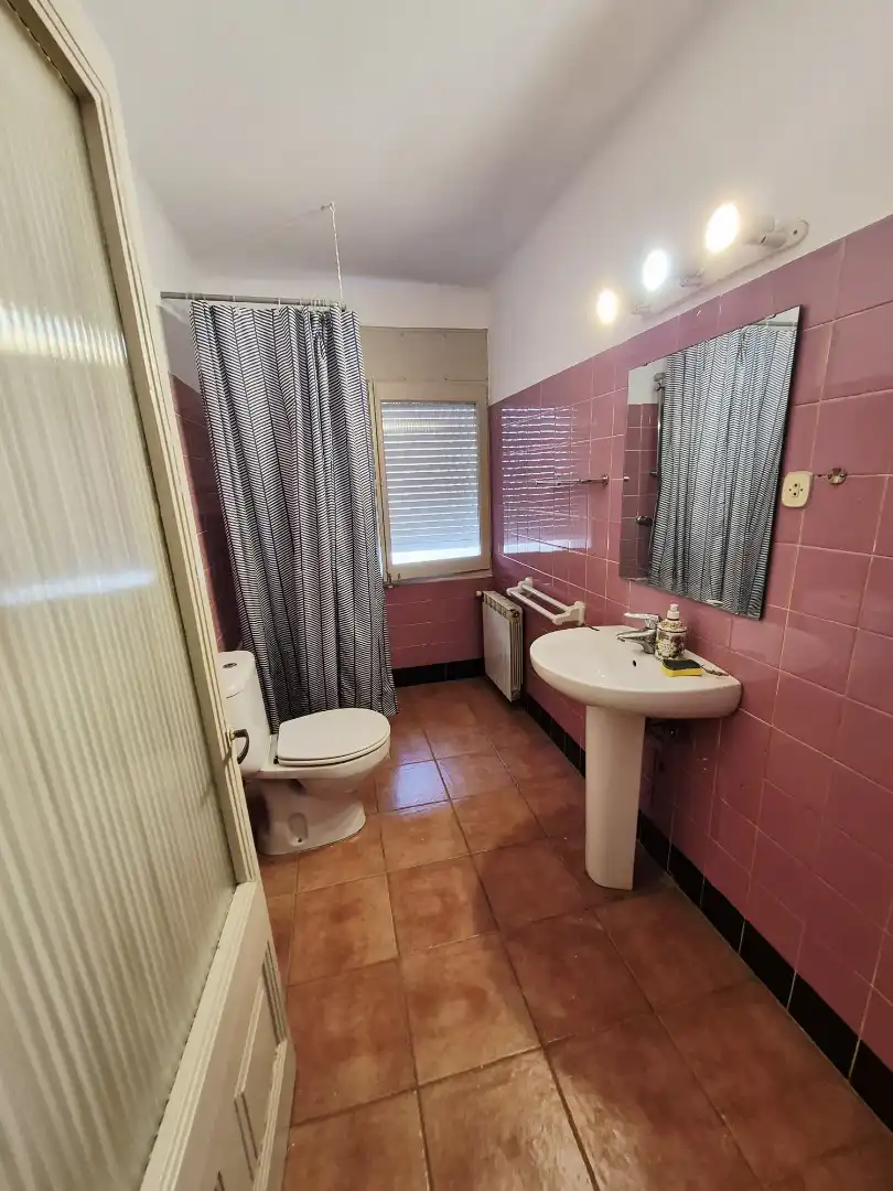 Bany de Casa adosada de lloguer amb opció a compra en Els Hostalets de Pierola amb Calefacció, Terrassa i Traster